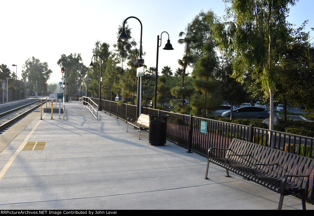 Looking west from Redlands Downtown Metrolink platform  